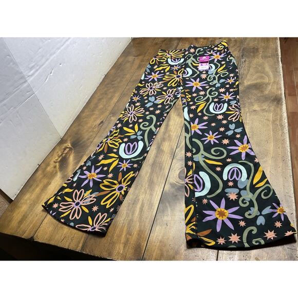 POP Fit Pants - NWT POP Fit XL High Rise Flora Bootcut Pull On Leggings / Pants Multicolor
